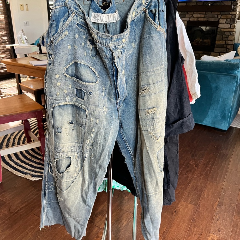 Magnolia Pearl Jeans excellent condition